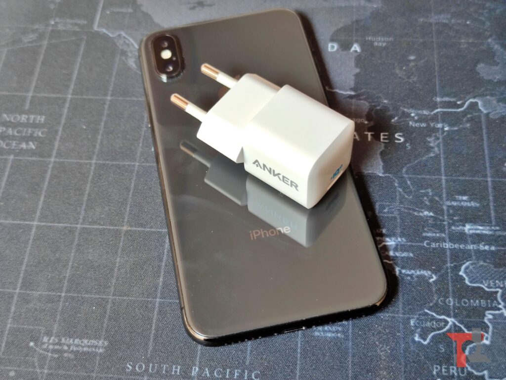 ANKER PowerPort III Nano è il caricabatterie perfetto per i nuovi iPhone ma non solo 3