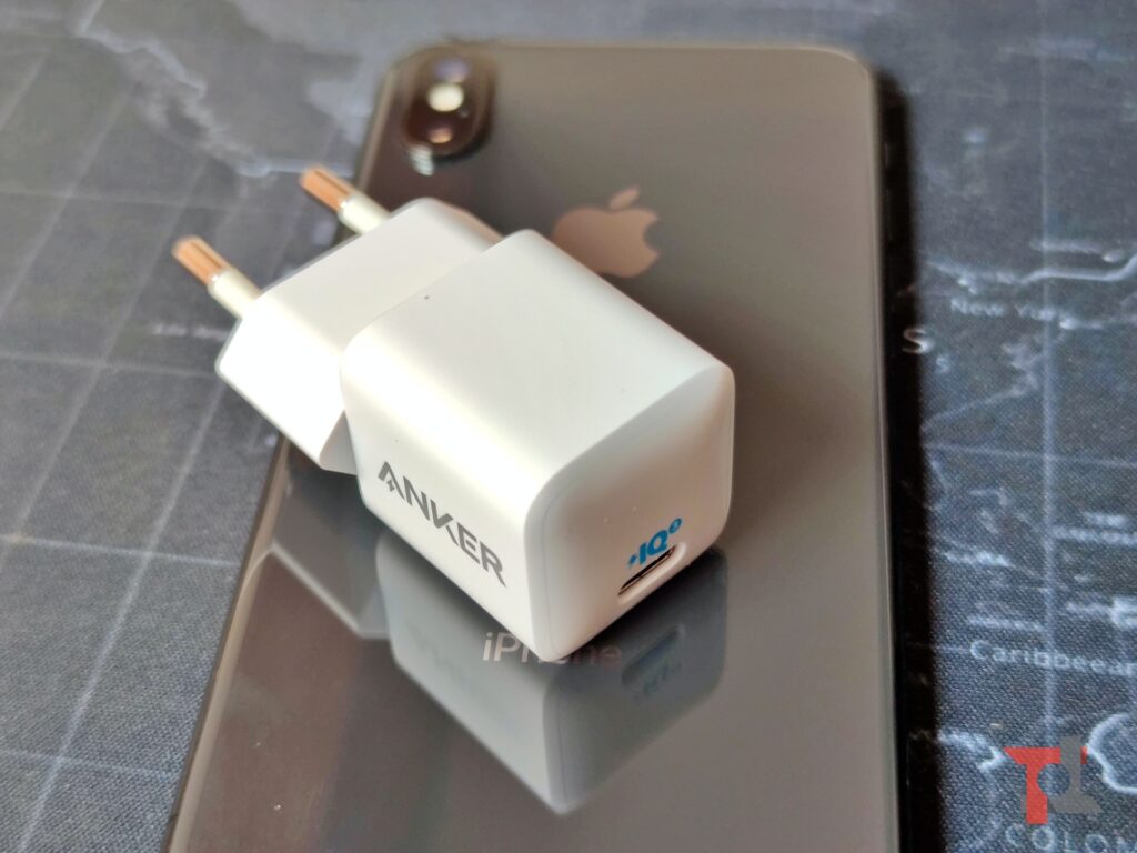 ANKER PowerPort III Nano è il caricabatterie perfetto per i nuovi iPhone ma non solo 5