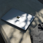 Microsoft lancia Surface Laptop Go, una nuova versione del Pro X e vari accessori 4