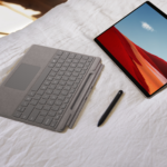 Microsoft lancia Surface Laptop Go, una nuova versione del Pro X e vari accessori 12