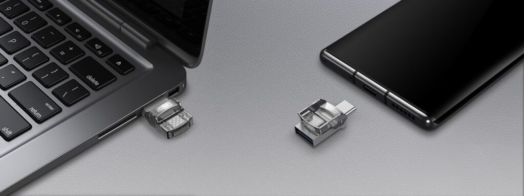 Lexar lancia le chiavette USB JumpDrive D30c e D35c con doppi connettori 9