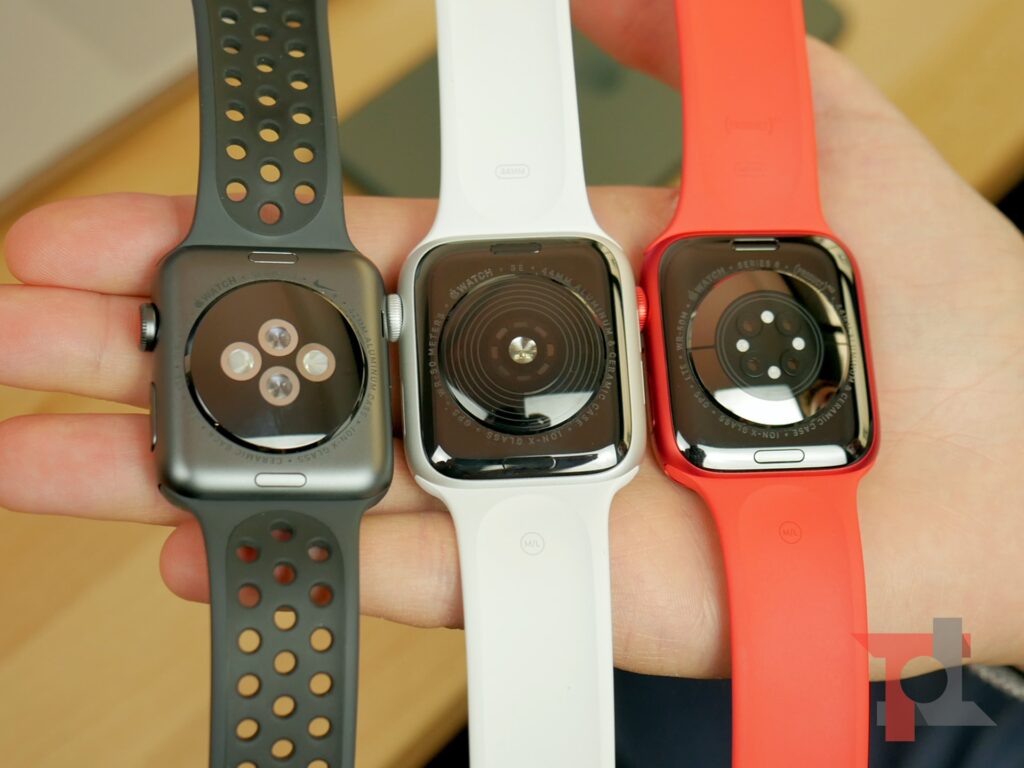 Apple Watch 6 vs SE vs 3: ognuno ha il suo compito.