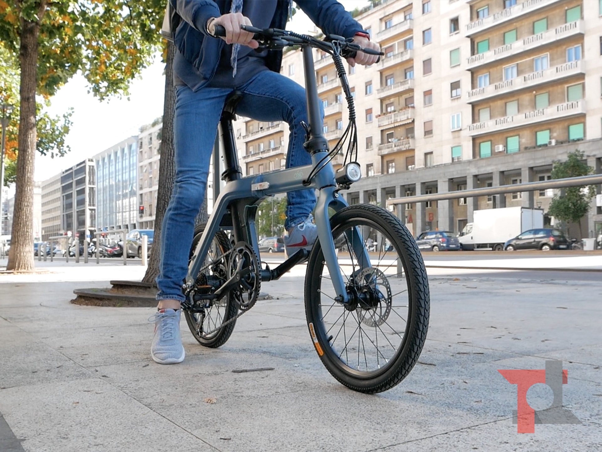 Flebi Supra 4.0+ Bicicletta Elettrica Pieghevole 16'' - Autonomia 100 Km, Batteria 14Ah/504Wh, 7 Velocità, Display M500U, Freni A Disco - Unisex, Leggera