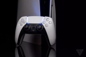 Due colorazioni in sconto su Amazon per il controller Sony DualSense per PS5 2