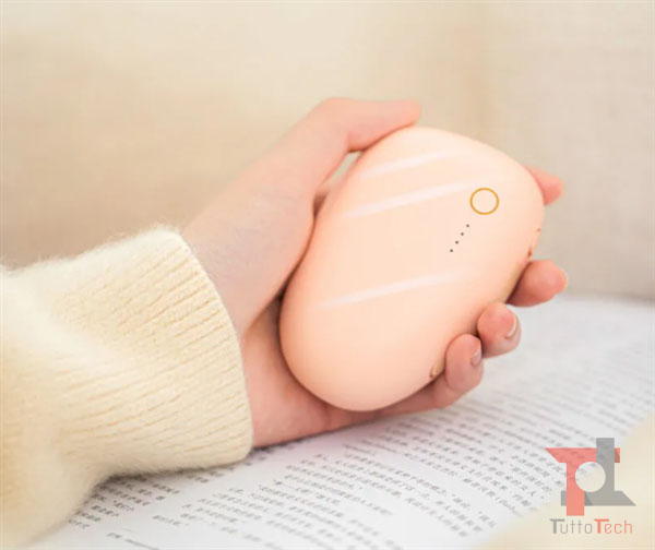 Zmi hand warming power bank 2