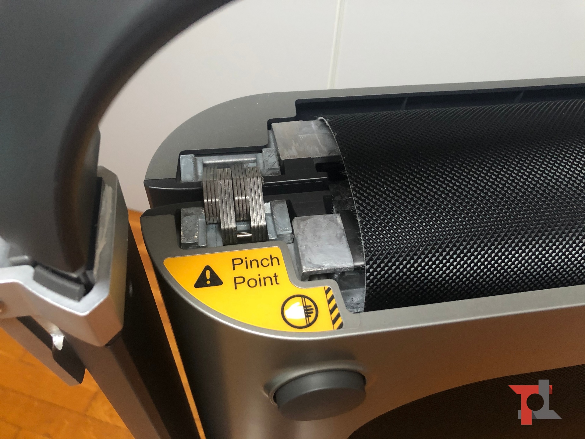 Abbiamo corso (e sudato) con Walking Pad R1 Pro, ecco come è andata 10