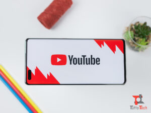 YouTube logo smartphone