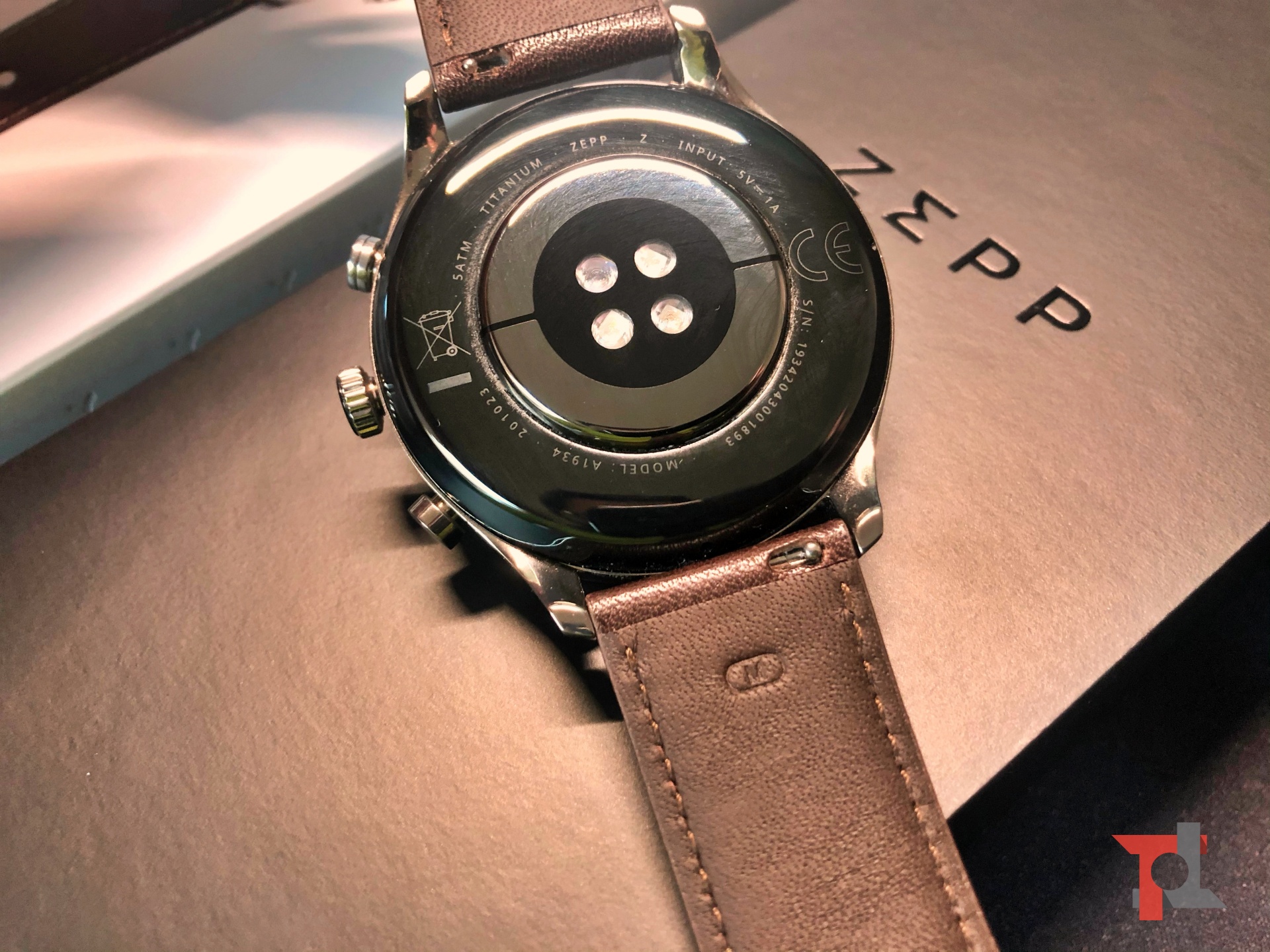 Recensione Zepp Z: quando la tradizione sposa la tecnologia il successo è assicurato 12