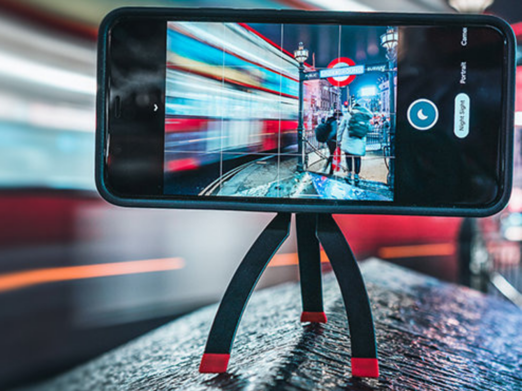 Cercate una cover con treppiede per il vostro smartphone? JOBY ha la soluzione giusta a un prezzo scontato 1