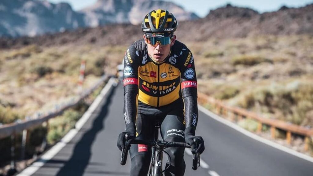 Wout van Aert, vincitore delle Strade Bianche nell'edizione 2020