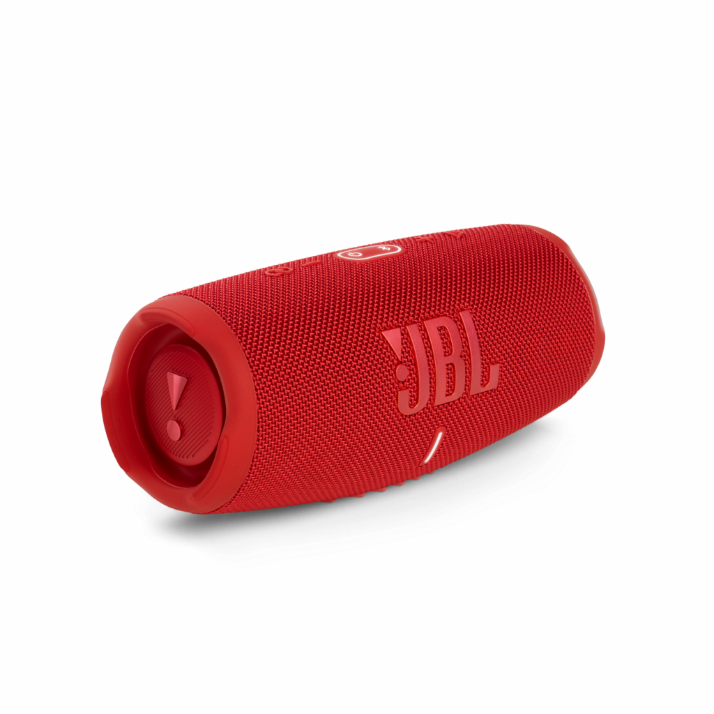 JBL Charge 5 è disponibile in Italia: impermeabile, powerbank integrato e altre caratteristiche 3