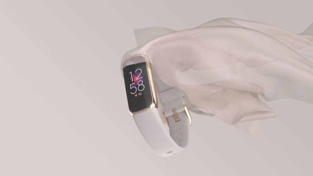Fitbit presenta Luxe, un fitness tracker di lusso improntato al benessere 1