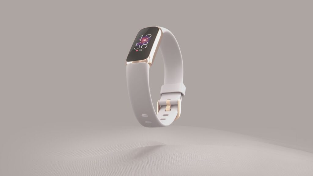 Fitbit presenta Luxe, un fitness tracker di lusso improntato al benessere 5