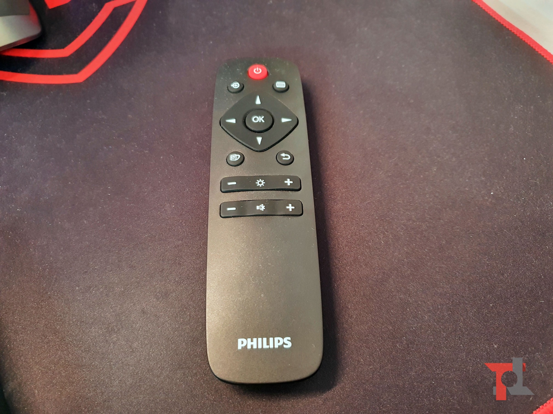 Un monitor da 43"per l'ufficio? Abbiamo provato il Philips 436M6VBPAB con risoluzione 4K 1