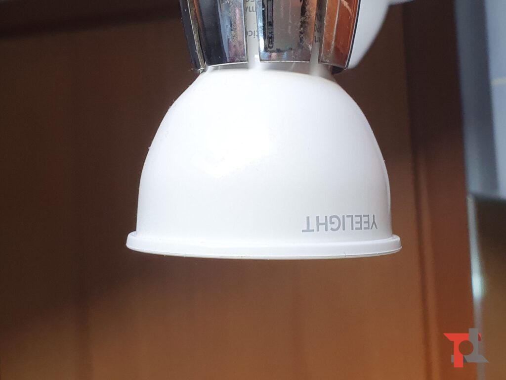 Yeelight lancia una nuova lampadina smart con attacco GU10: ecco come va 3