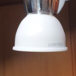 Yeelight lancia una nuova lampadina smart con attacco GU10: ecco come va 3