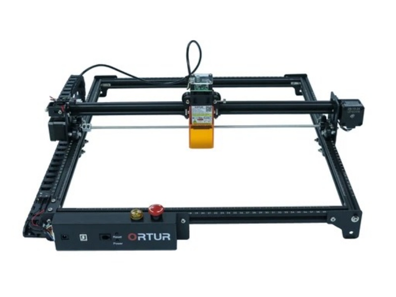 ORTUR Laser Master 2 Pro porta l'incisione laser nella case di tutti
