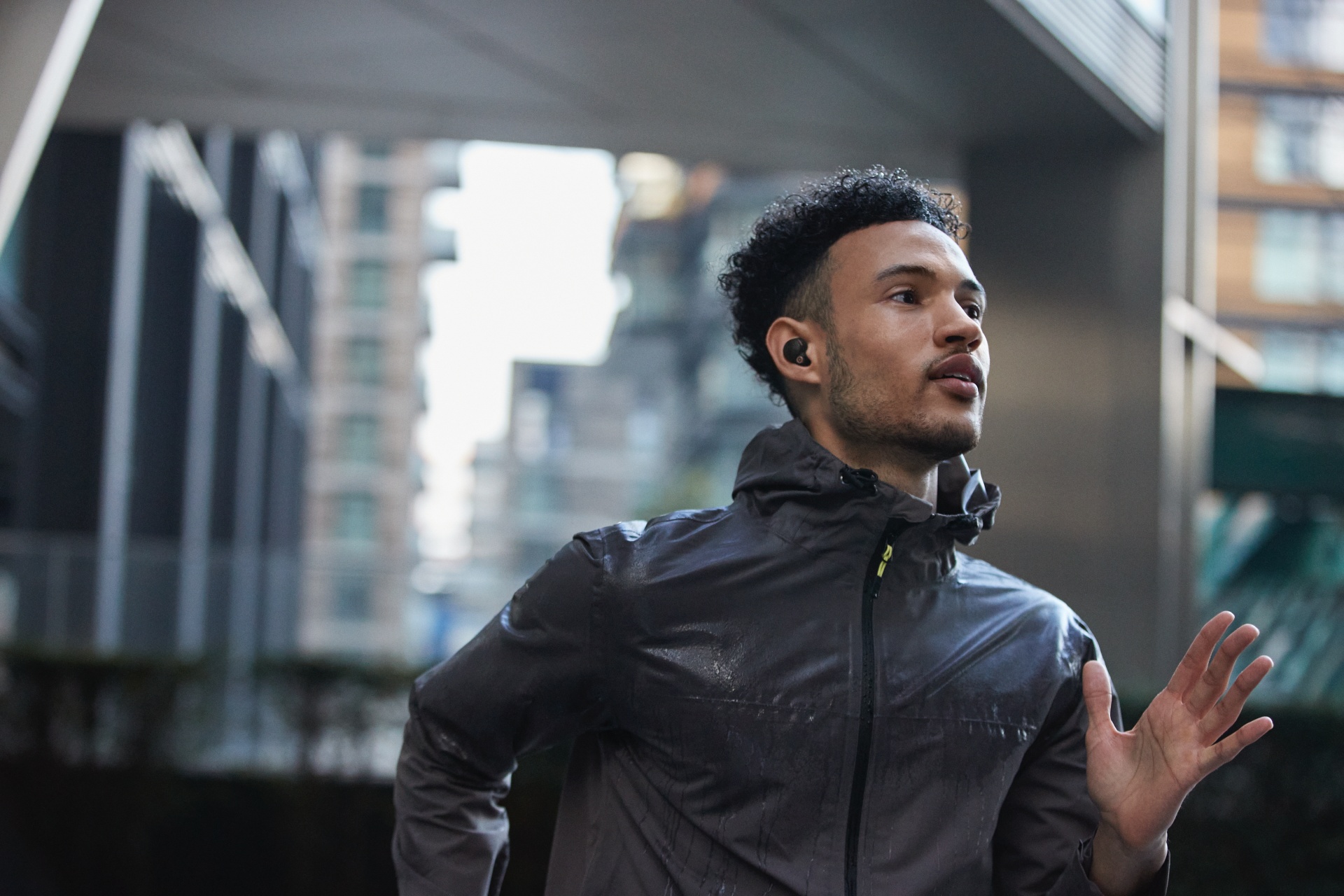 Sony presenta le nuove cuffie true wireless WF-1000XM4 5