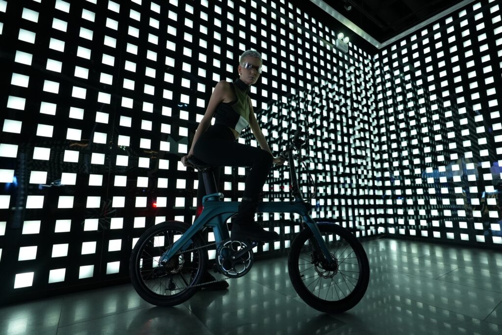 Fiido X, presto su Indiegogo, ridefinisce l'estetica delle bici elettriche 2