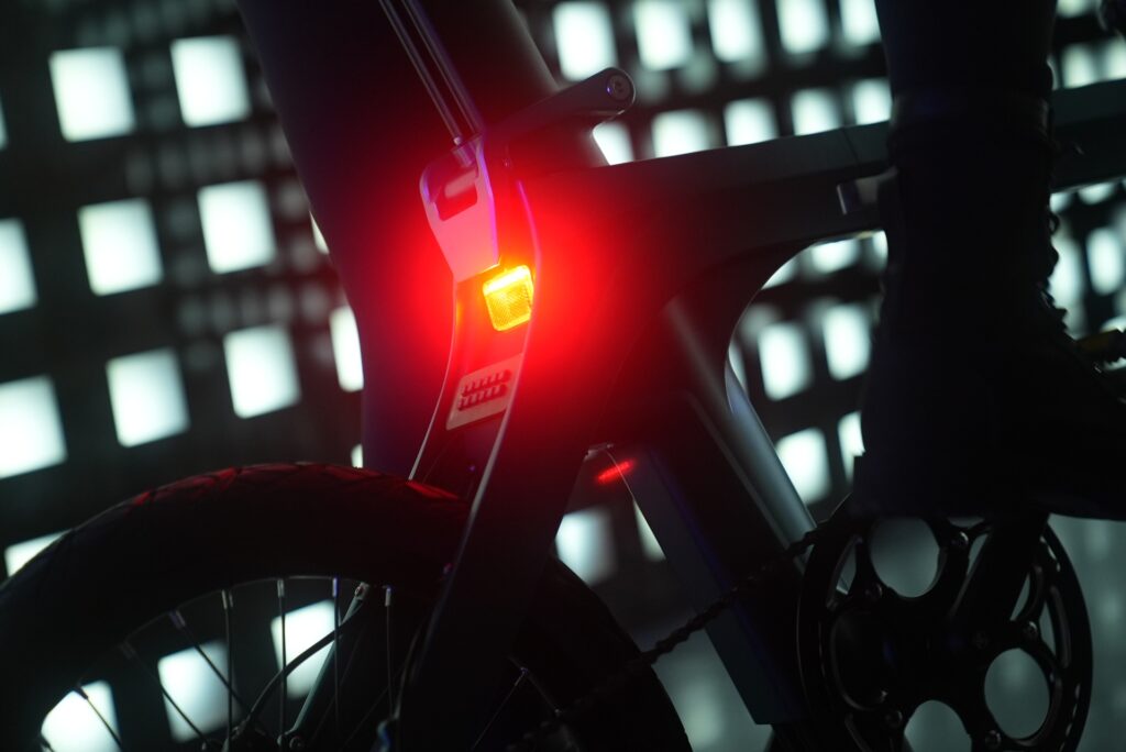 Fiido X, presto su Indiegogo, ridefinisce l'estetica delle bici elettriche 5