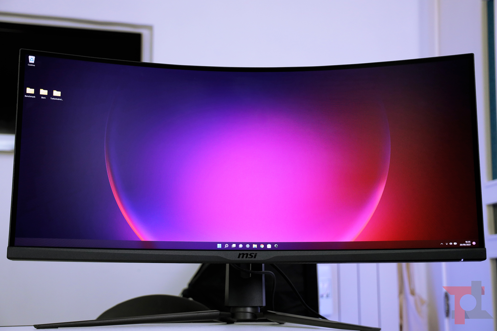 Recensione MSI MPG ARTYMIS 343CQR: il nuovo monitor gaming con i muscoli 7