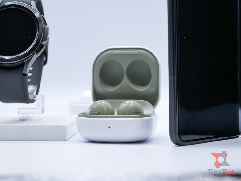 Il teardown delle cuffie Samsung Galaxy Buds2 svela qualche piccolo problema 3