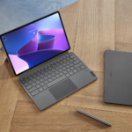 Lenovo presenta Yoga Slim 7 Carbon, Yoga Slim 7 Pro e il tablet Tab P12 Pro 12