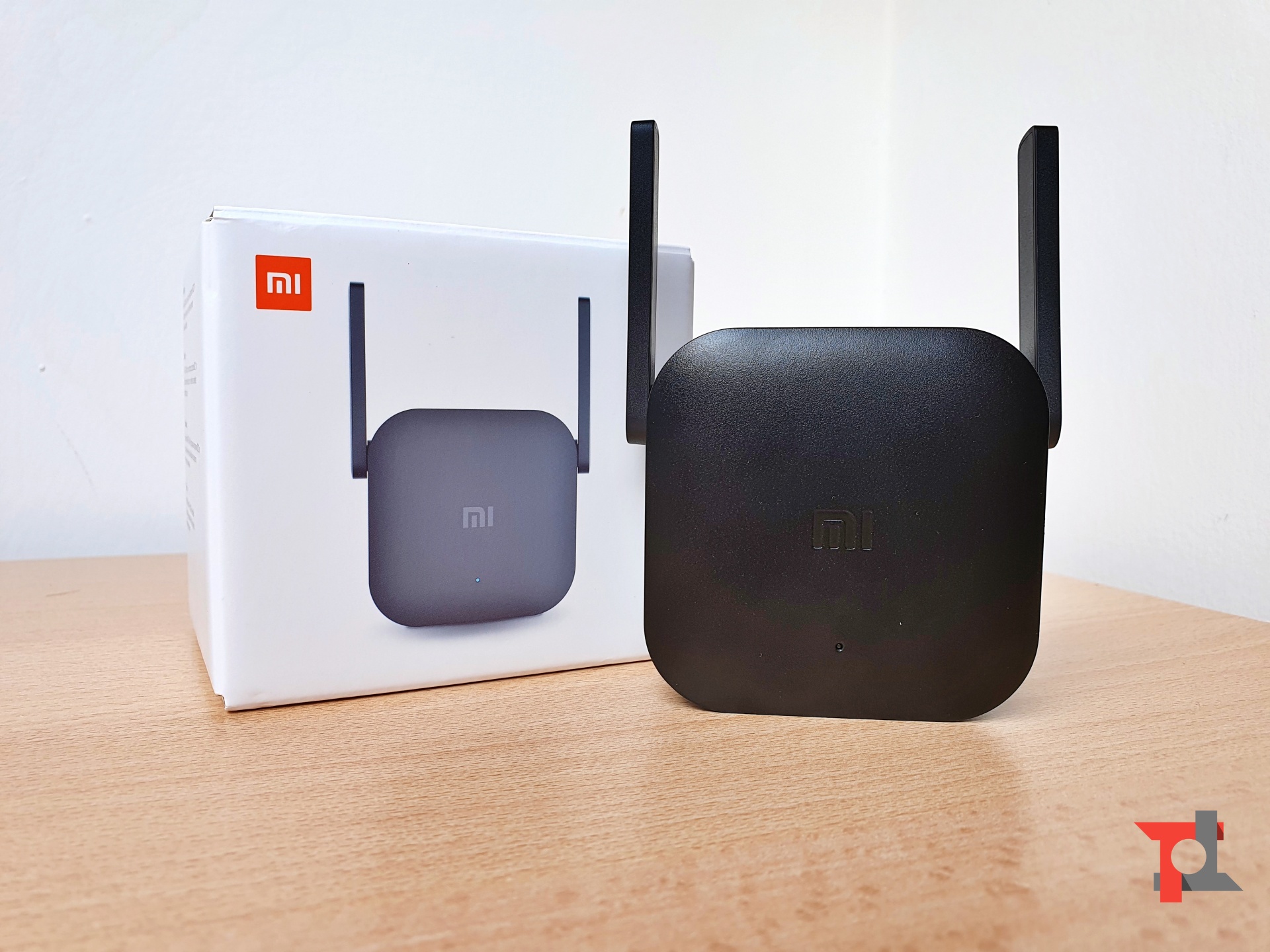 Xiaomi Mi Wi-Fi Range Extender Pro Ripetitore di rete Nero