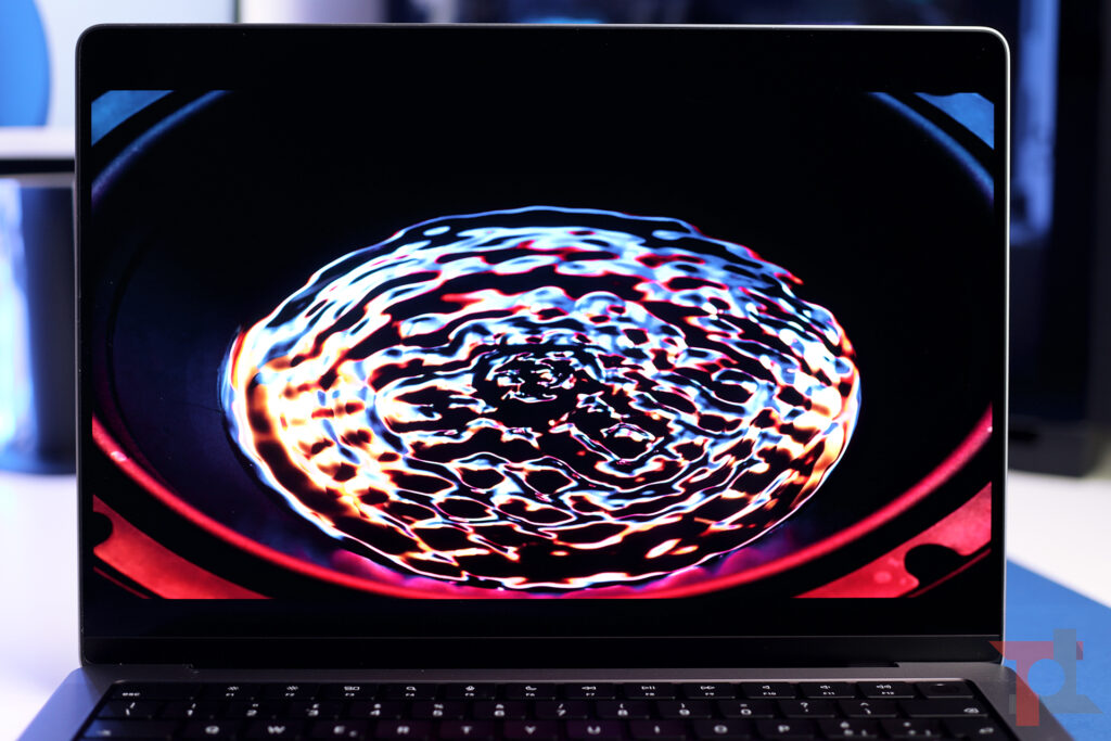 Apple MacBook Pro 14 M1 Pro display