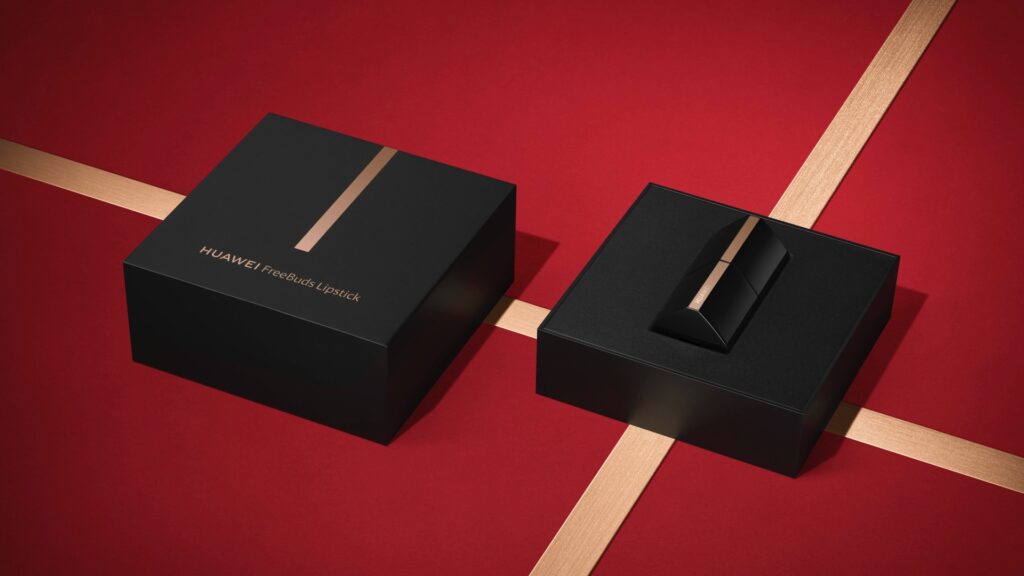 No, questo non è un rossetto, sono le cuffie Huawei FreeBuds4 Lipstick 3