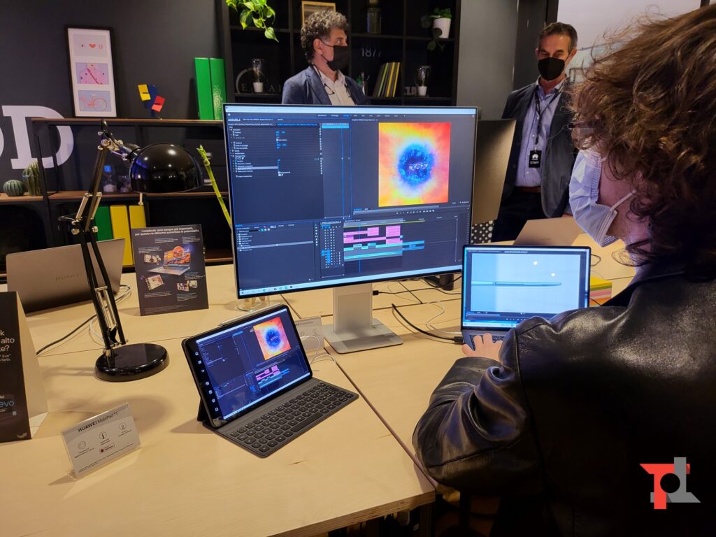 Huawei lancia MateView GT in Italia insieme un paio di accessori per notebook 6