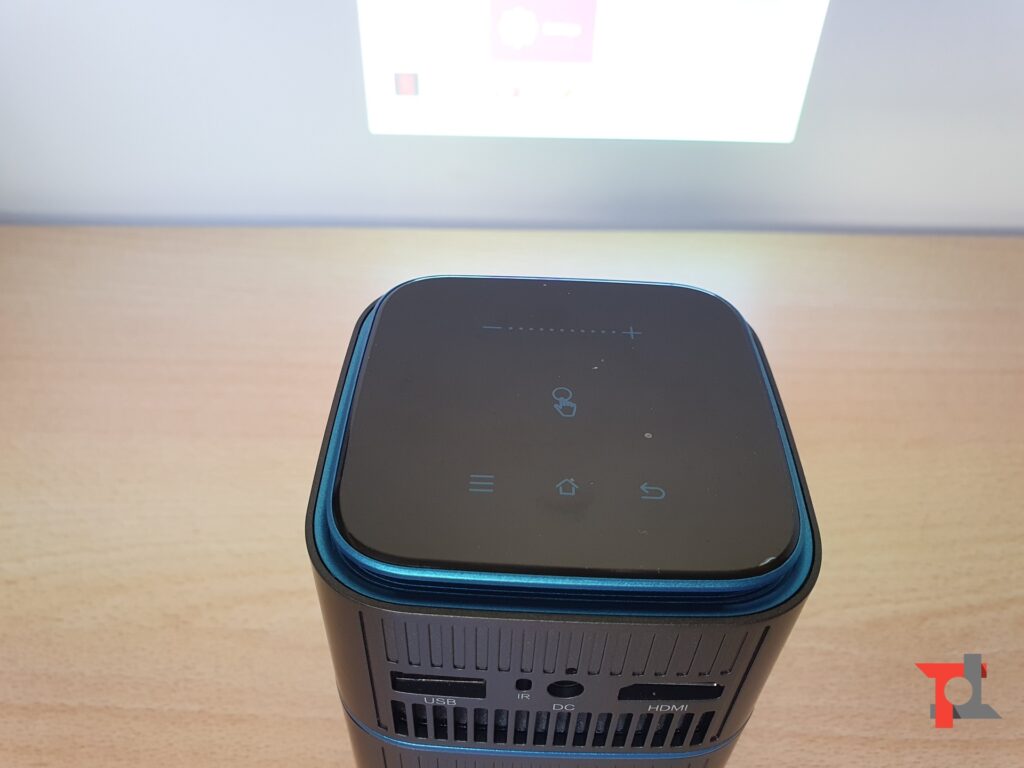 Recensione Pico Projector-XB, proiettore dalle mille sfaccettature 2