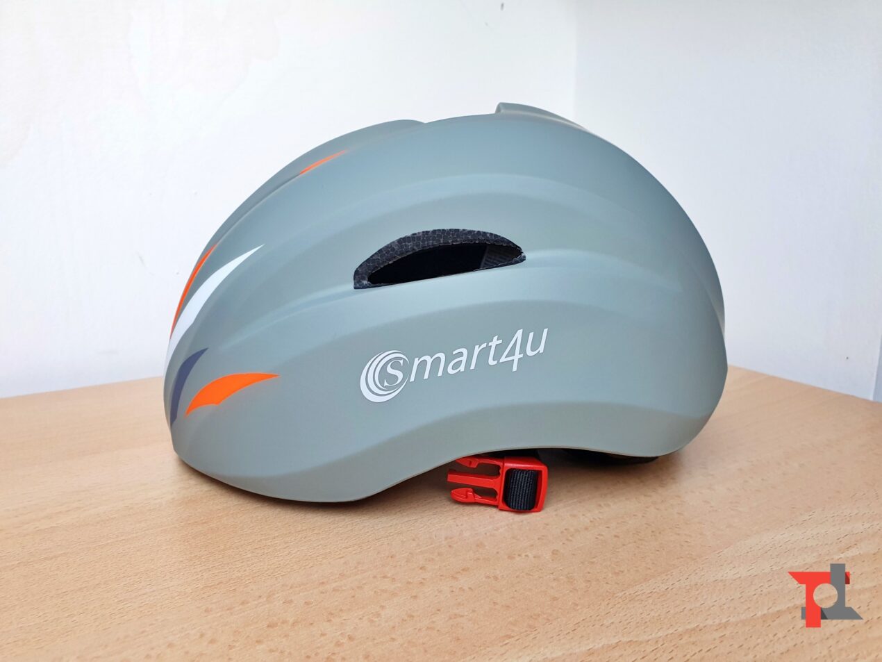 In bici con la musica? Si, con il casco Smart4U SH20: la nostra recensione