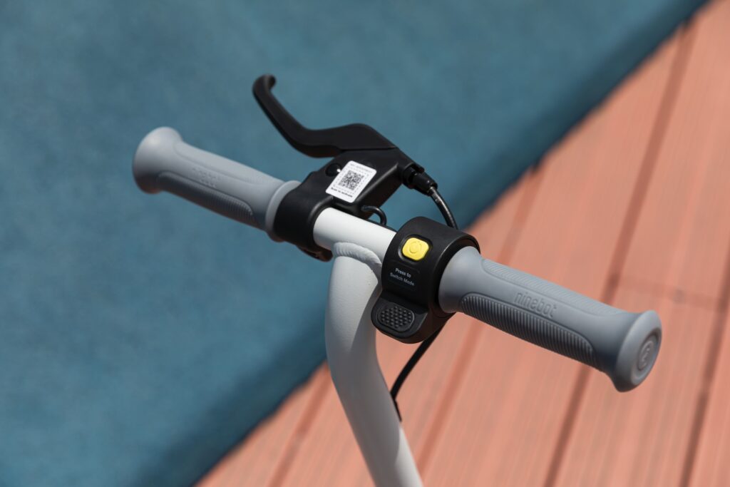 Segway presenta i monopattini elettrici ZING A6, C8, C10 e C20 pensati per i più giovani 13