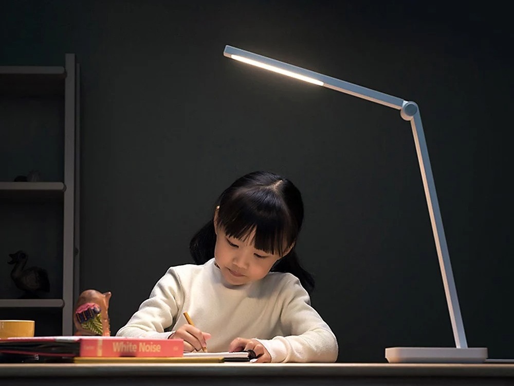 Fate luce sulla vostra scrivania con questa lampada Xiaomi in super offerta 7