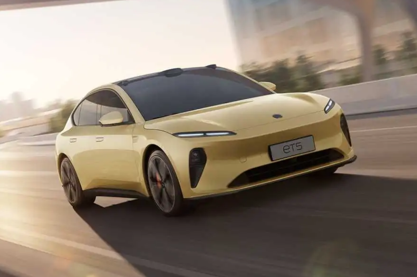 NIO ET5