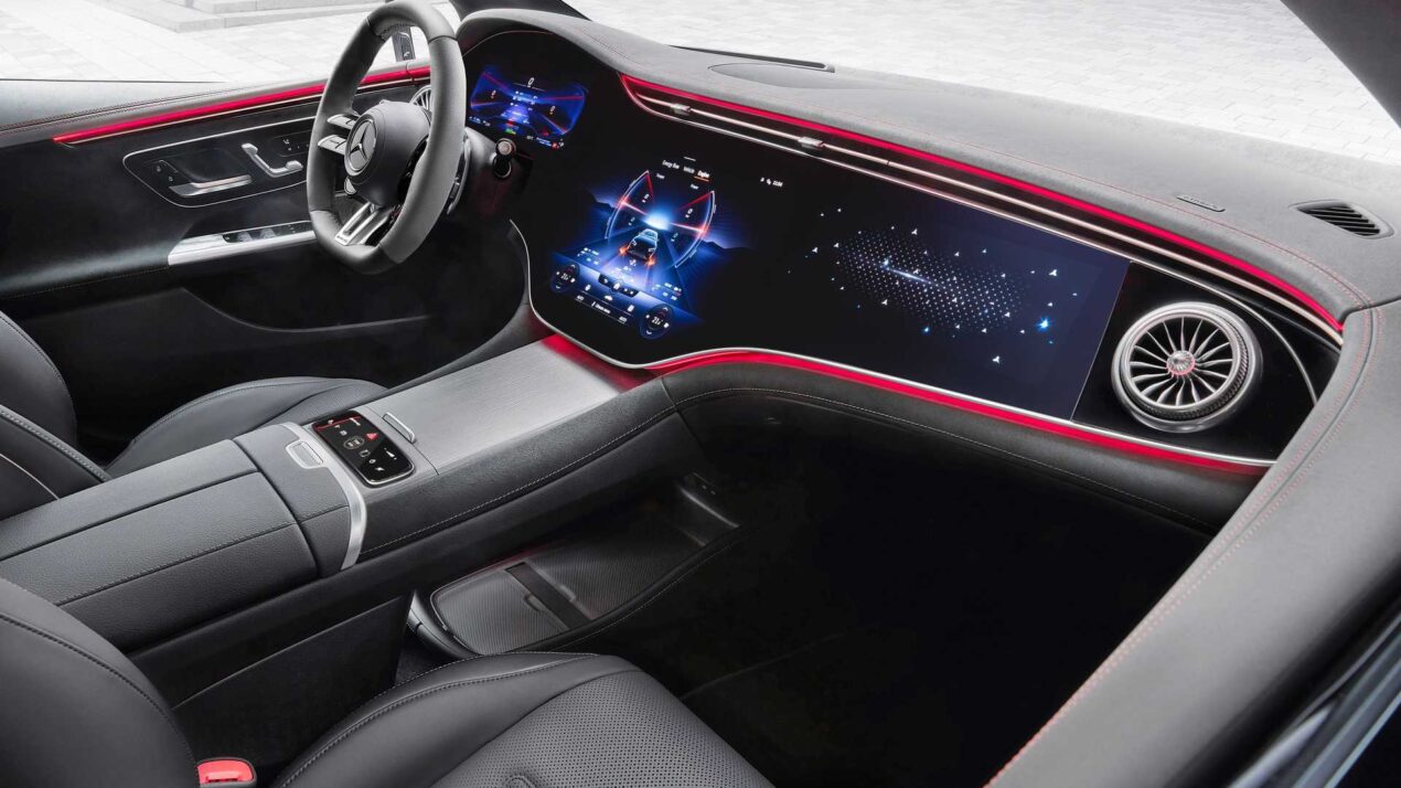 L'audio spaziale di Apple Music arriva sulle prime auto