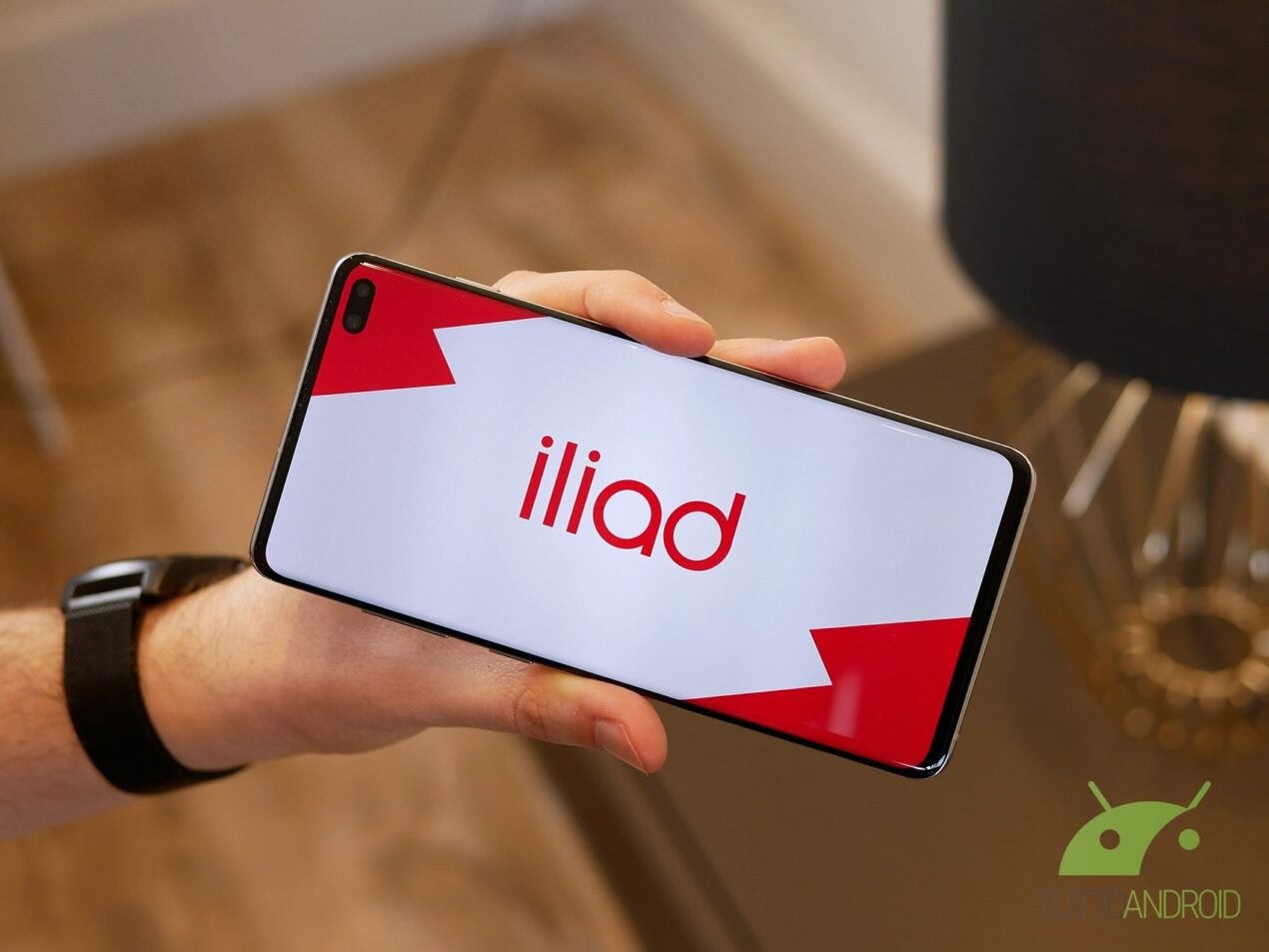 I clienti Iliad sono di gran lunga i più soddisfatti, male Vodafone