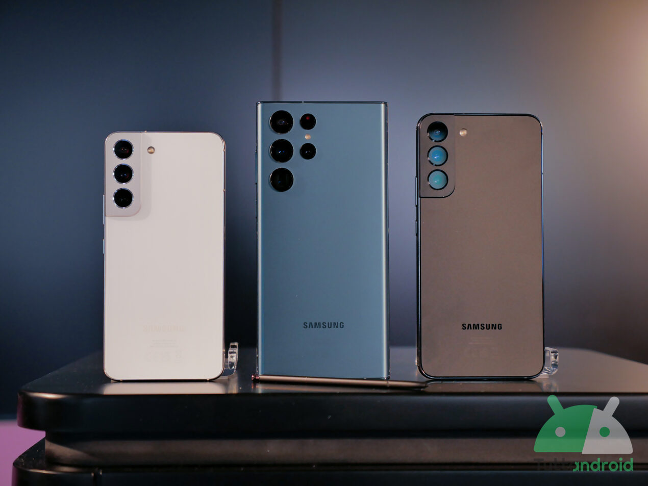 La serie Samsung Galaxy S22 disponibile a livello globale, ecco dove acquistarli