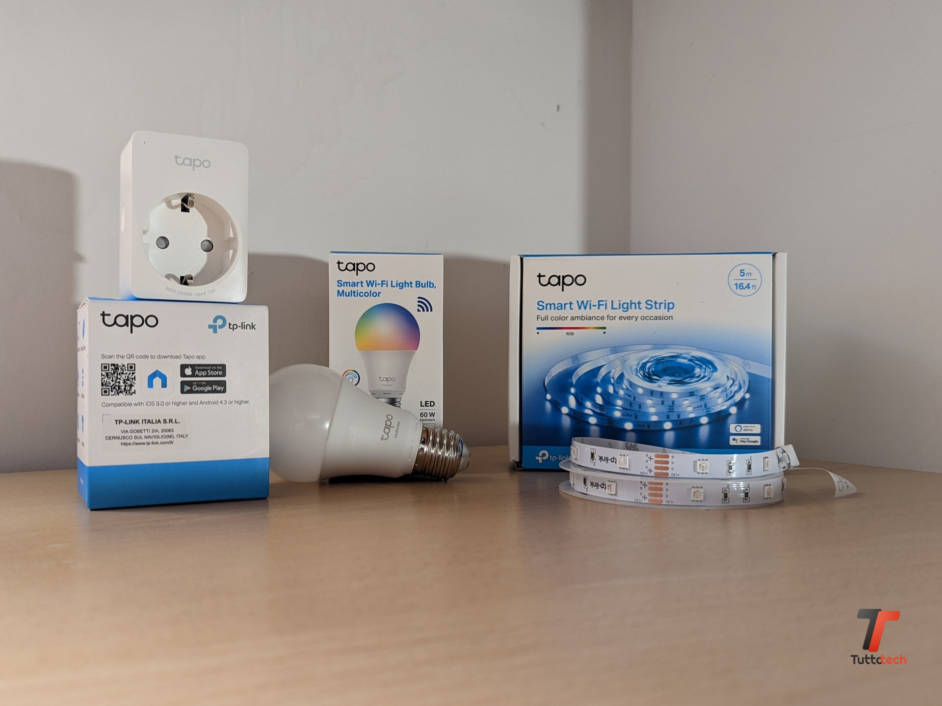 Recensione ecosistema TP-Link Tapo: lampadina smart, smart plug, strip di  LED e telecamere di sicurezza per trasformare la tua casa 