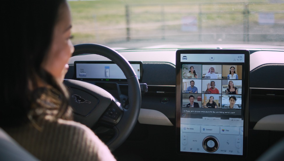 L'ufficio in auto secondo Ford e Cisco (Webex)