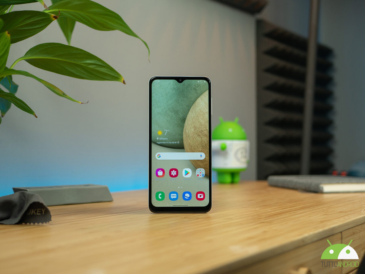 Lo smartphone più venduto del 2021 è anche uno dei più economici