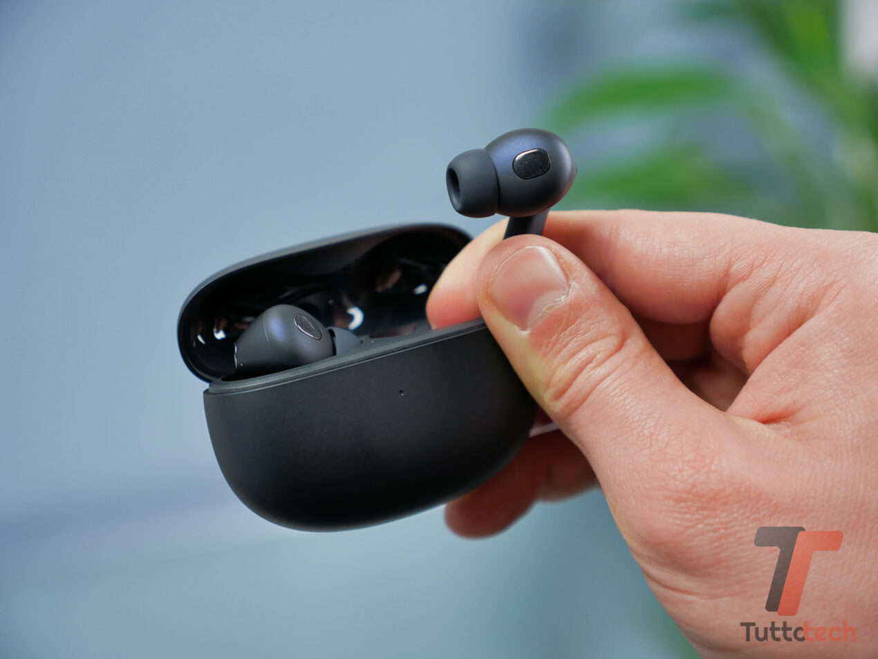 Smartwatch, cuffie, Mi Robot e altri prodotti di Xiaomi in offerta su Amazon