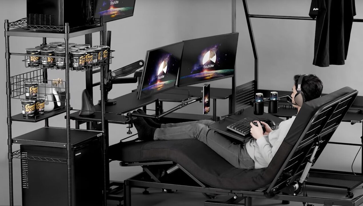 Sedie da gaming addio: arriva il letto elettrico ortopedico per i più incalliti