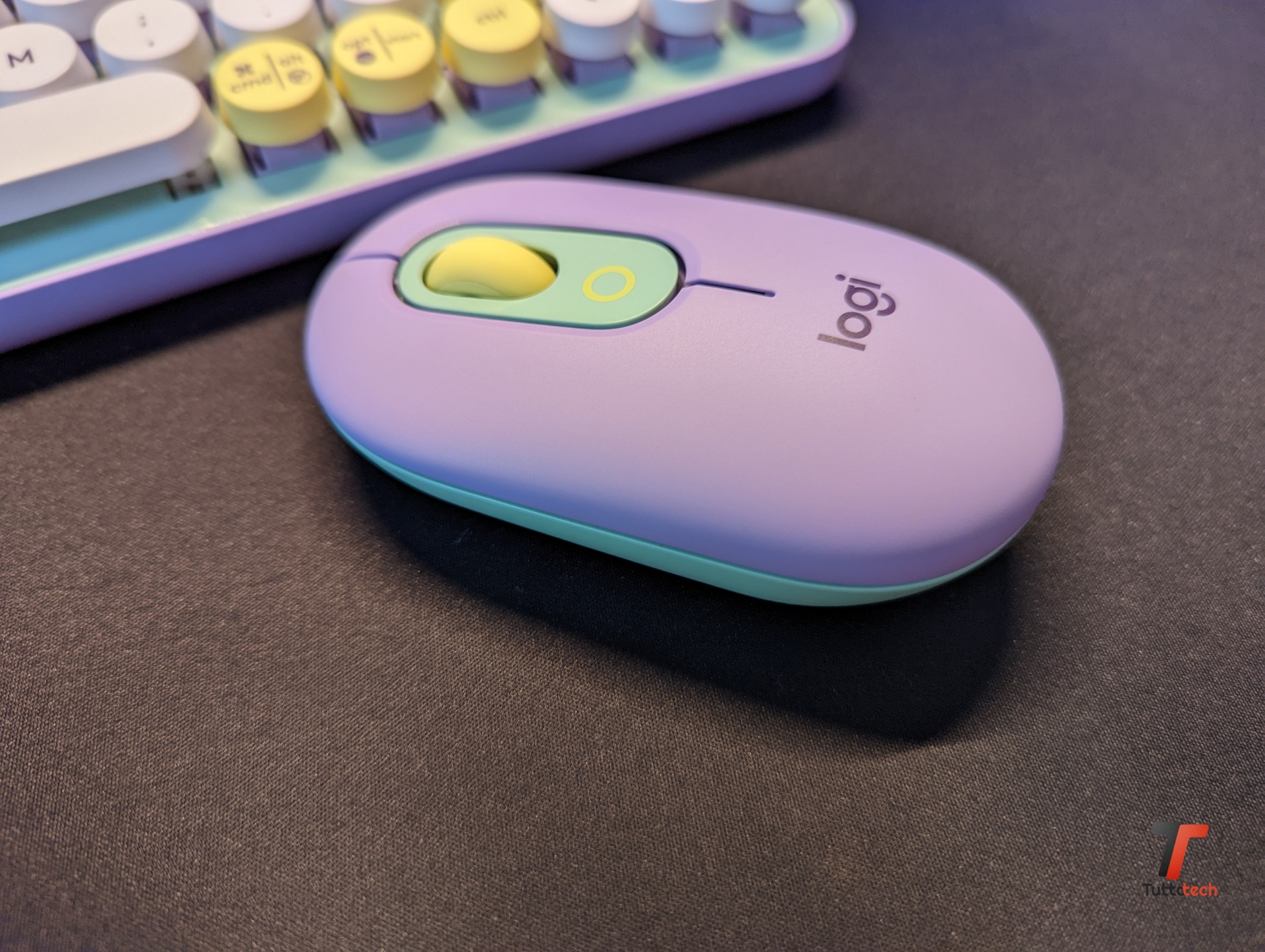 Recensione Logitech POP Keys e POP Mouse, un tocco di vitalità alla scrivania 9