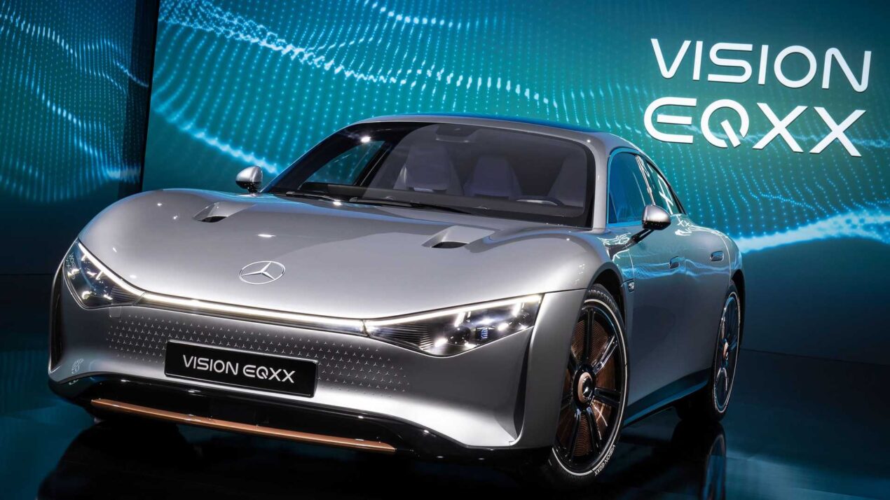 Mercedes EQXX: la versione di serie dell'elettrica con autonomia record si farà