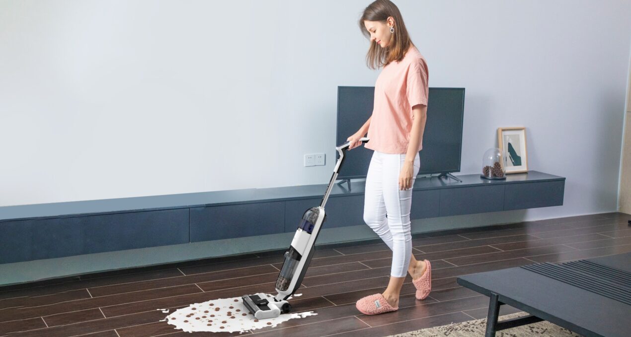 Lavapavimenti smart Redkey W12 in super offerta su Amazon ancora per poco