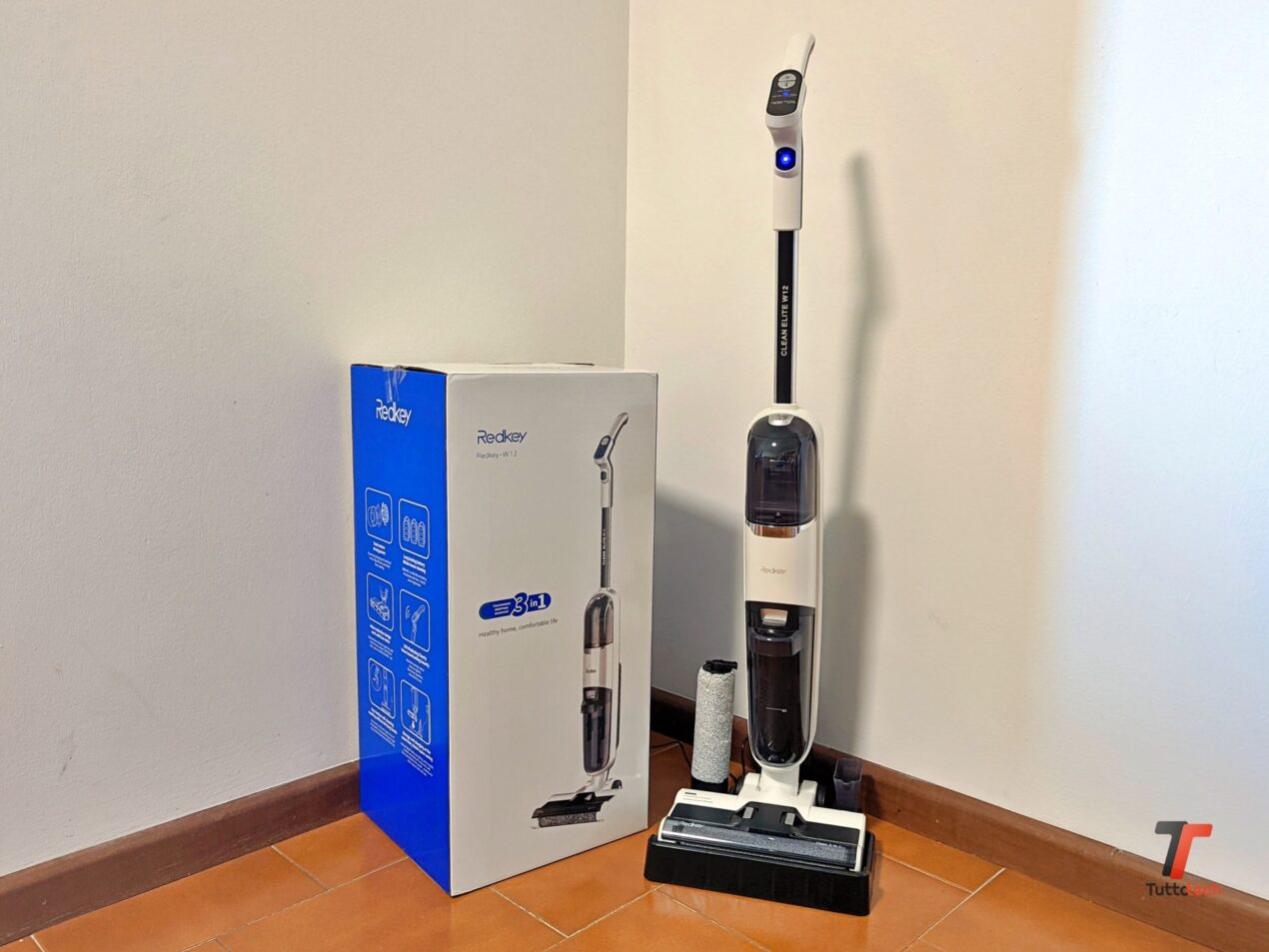 Recensione Redkey W12, una lavapavimenti leggera, versatile ed economica