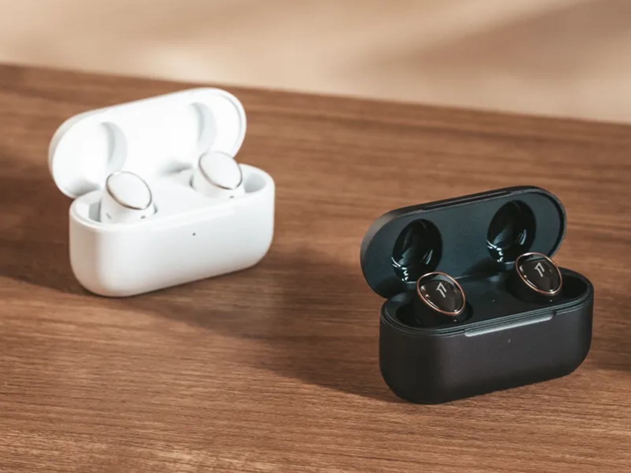 Le cuffie 1MORE EVO sono in offerta lancio con 30 euro di sconto e un omaggio