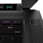 Corsair lancia il suo primo notebook da gaming, con touchbar ed esclusiva AMD 11